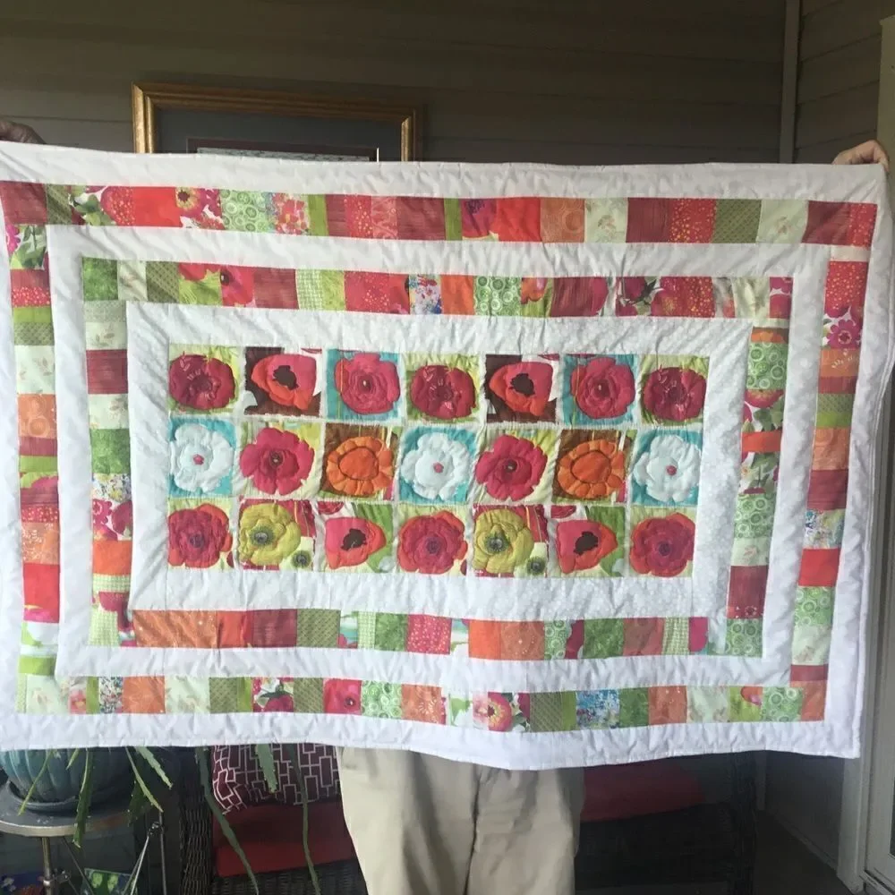 NWT. Hand Crafted Bright Poppies Quilt